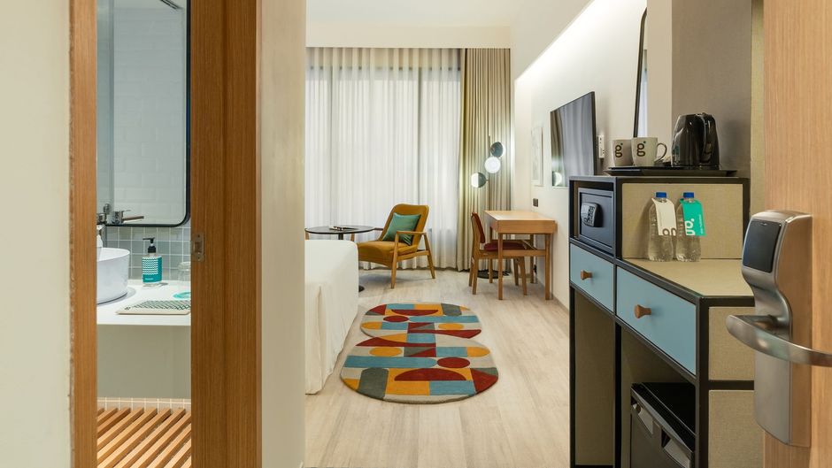 Hotel Greenpark Bengaluru Room