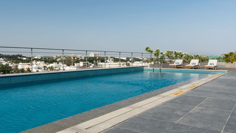 Hotel Greenpark Bengaluru Pool
