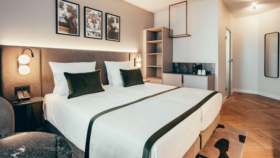 Leonardo Hotel Koln Room