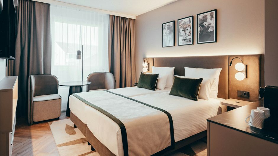 Leonardo Hotel Koln Room