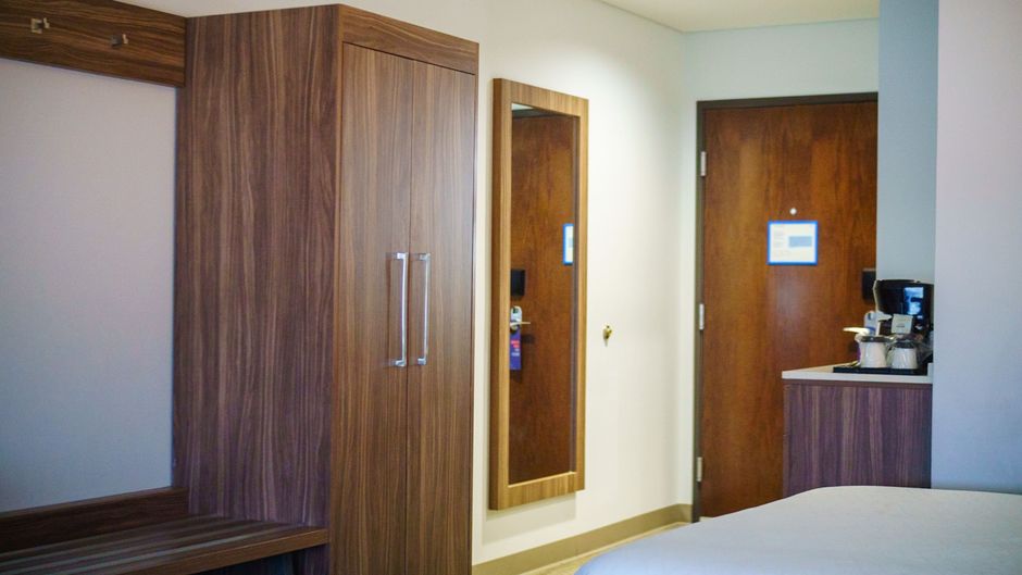 Holiday Inn Express/Stes Ensenada Centro Room