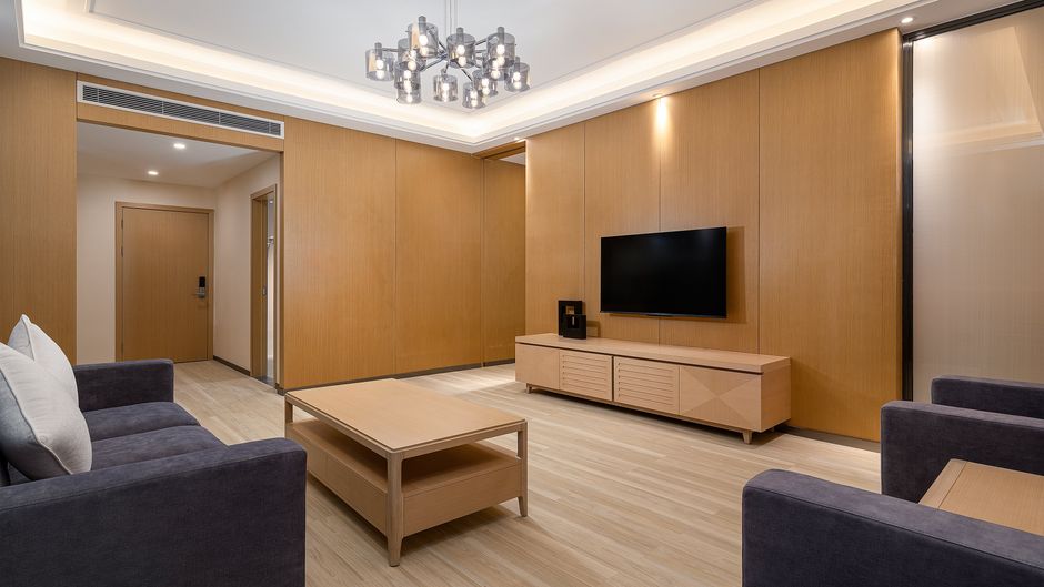 Holiday Inn Exp Horti Expo Garden Suite