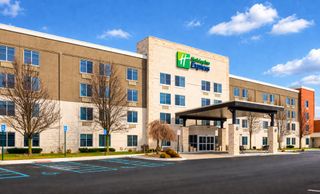 Holiday Inn Express Wixom