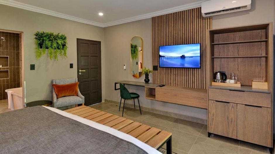 Seasons Golf Leisure Spa Room