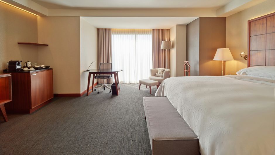 Grand Fiesta Americana Chapultepec Room