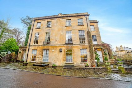 OYO Bailbrook Lodge