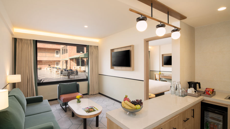 Holiday Inn Gurgaon NH8 Suite
