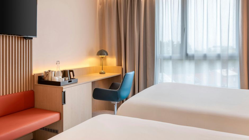 Courtyard by Marriott Paris Saint Denis Room