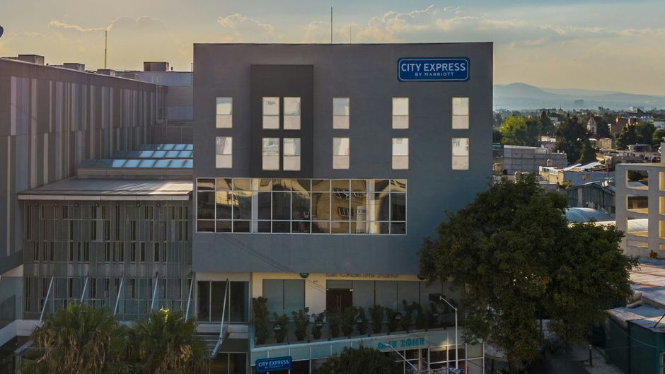 City Express by Marriott La Raza Exterior