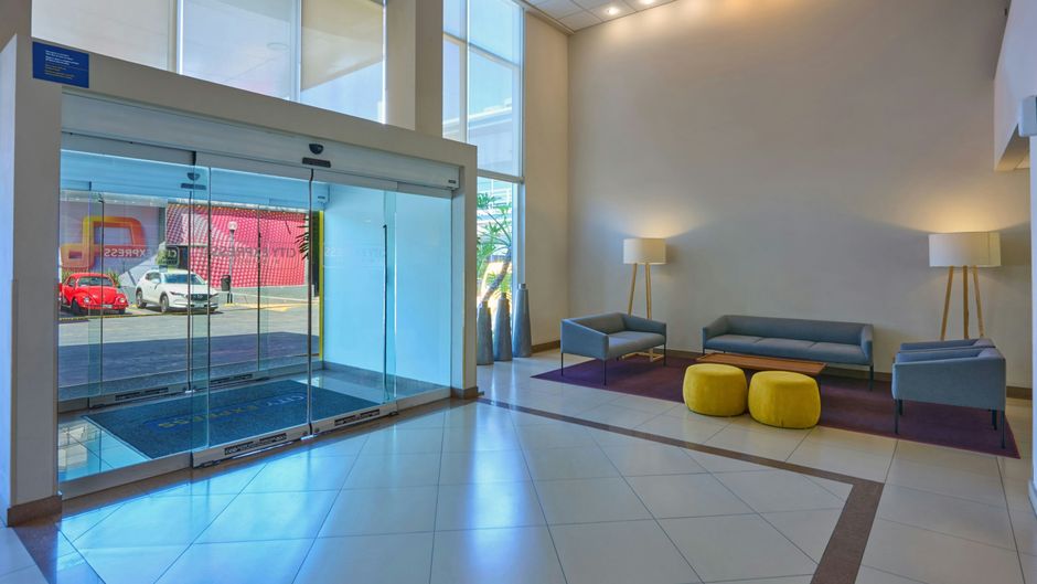 City Express-Marriott Zona Universitaria Lobby