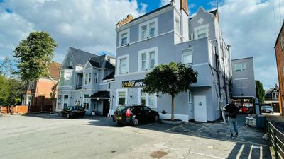 OYO Star Hotel, South Leicester