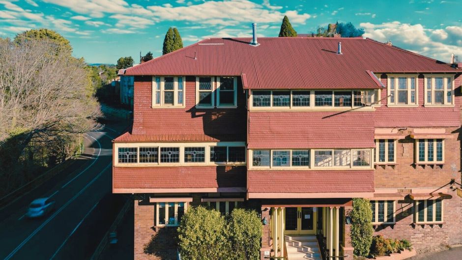 The Metropole Guest House Exterior