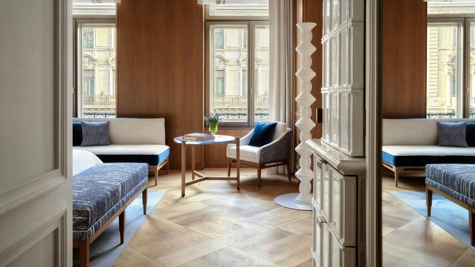 The St Regis Budapest Room