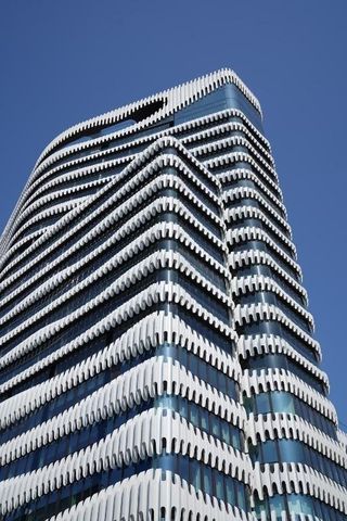 The Zipper Hotel And Apartment