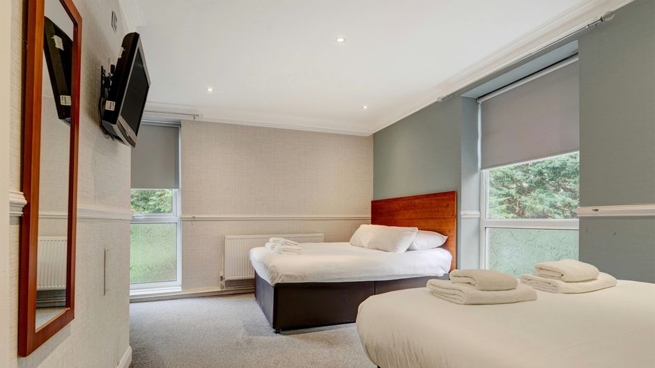 Liverpool Aigburth Hotel Room