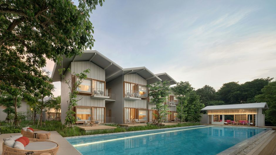 SALA Bang Pa In Pool
