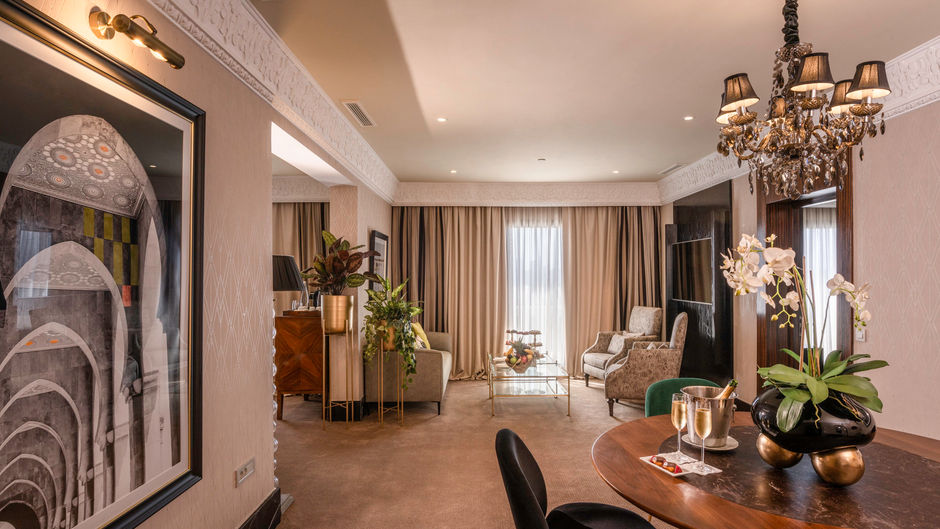 Le Casablanca Hotel Suite