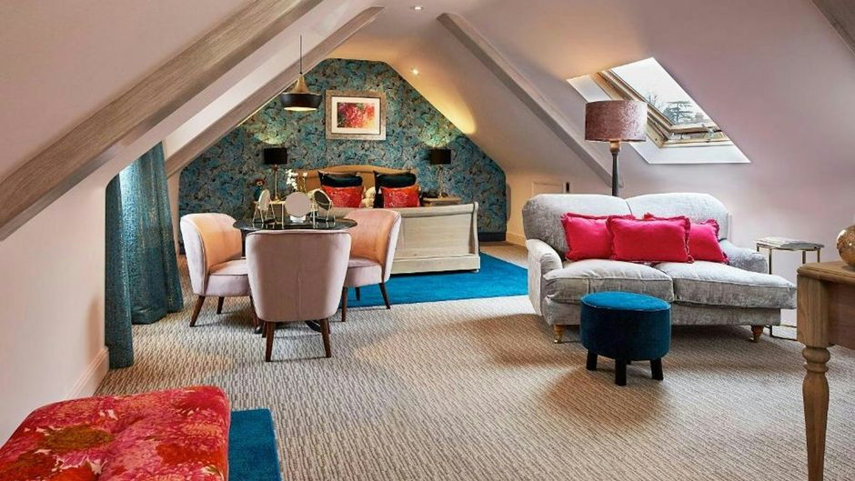 The Mandolay Hotel Suite