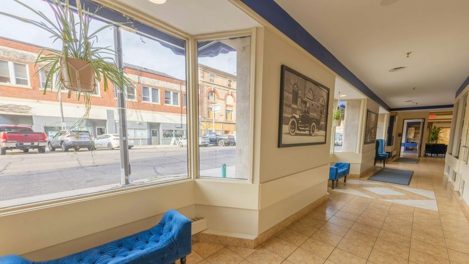 Prince Arthur Waterfront Hotel & Suites Lobby
