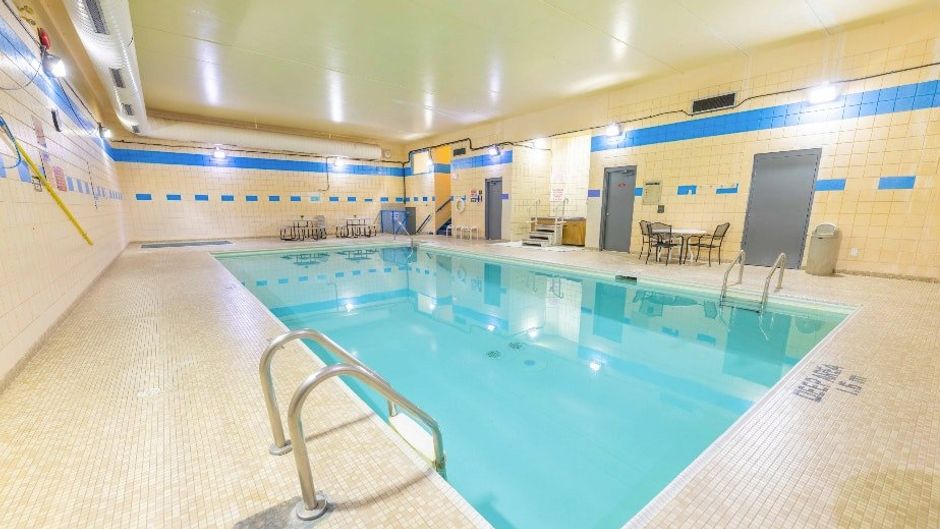 Prince Arthur Waterfront Hotel & Suites Pool