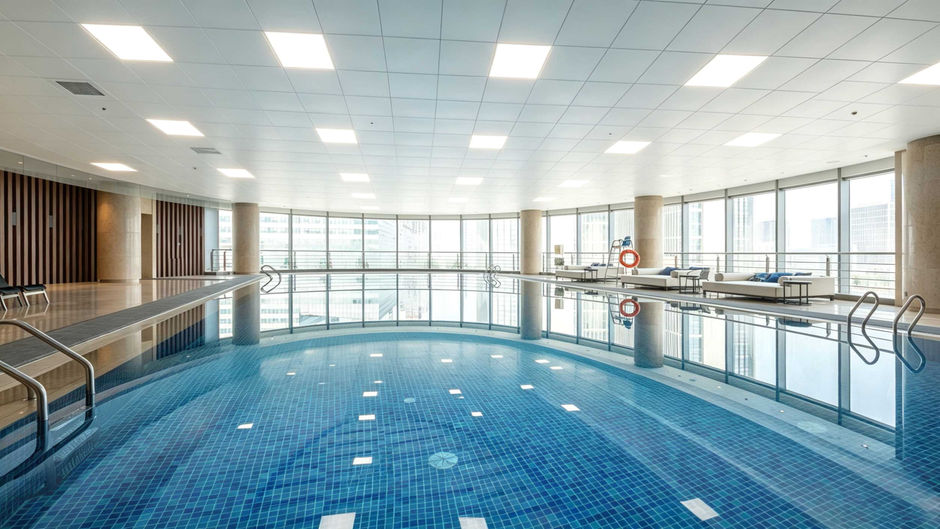 Crowne Plaza Wuxi Taihu Pool