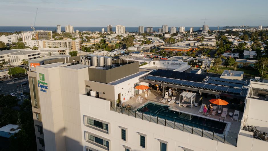 Holiday Inn Express/Stes Sunshine Coast Exterior