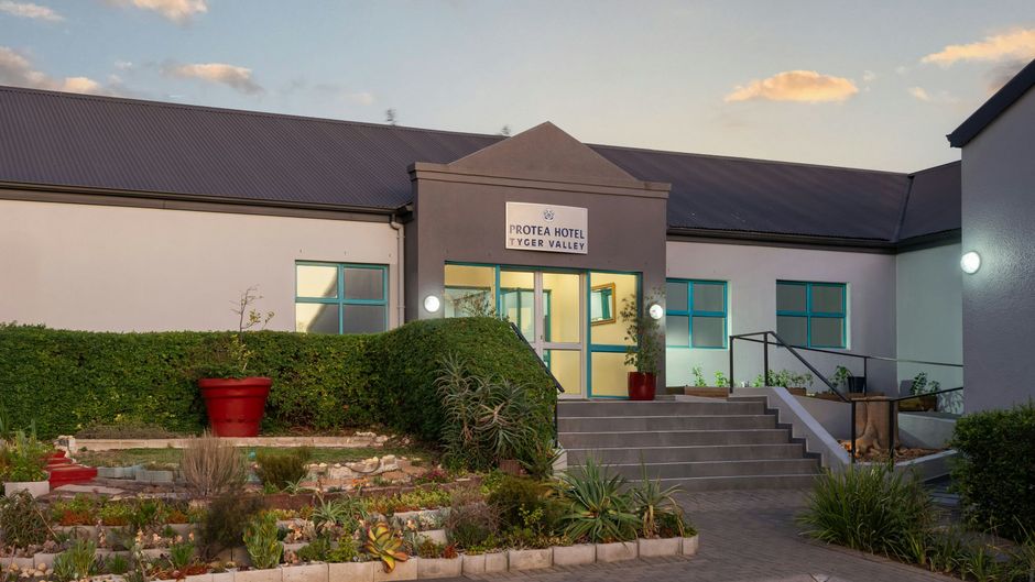 Protea Hotel Tyger Valley Exterior