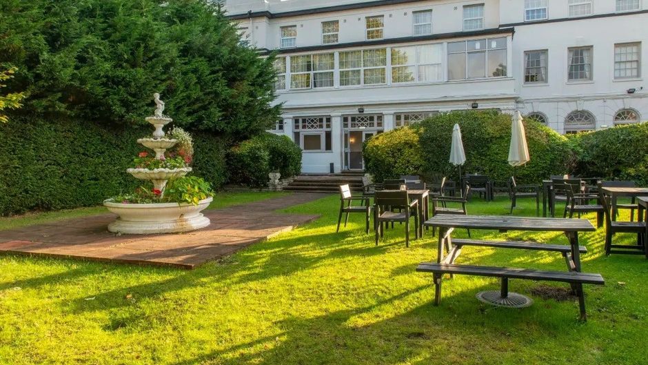 London Croydon Aerodrome Hotel Exterior