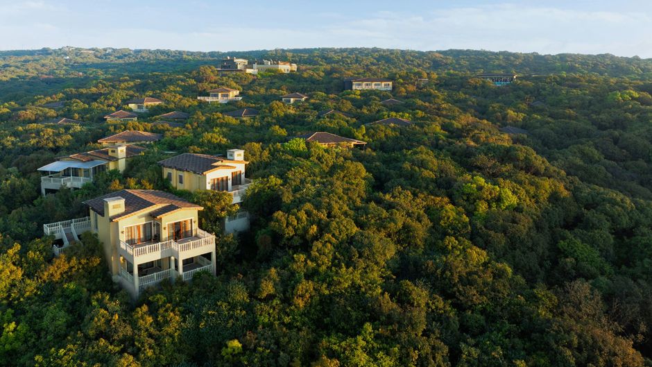 Le Meridien Mahabaleshwar Resort & Spa Exterior