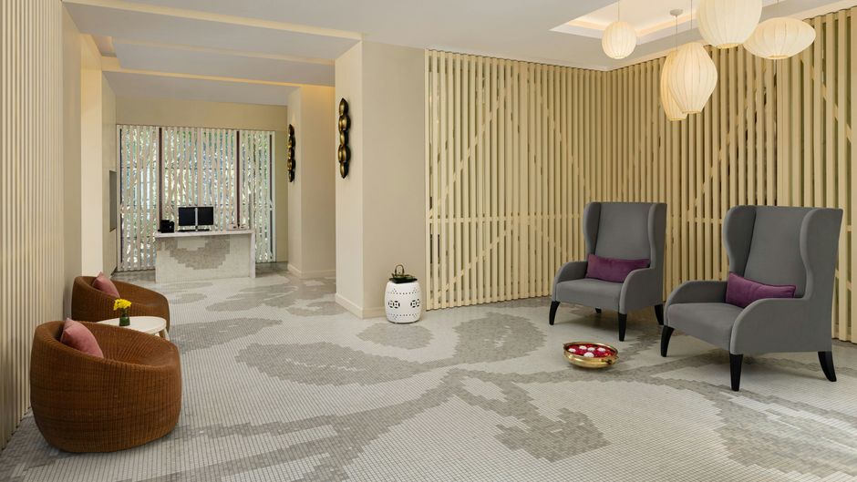 Le Meridien Mahabaleshwar Resort & Spa Lobby