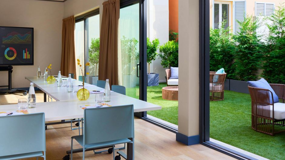 Nemi Hotel Milan Meeting