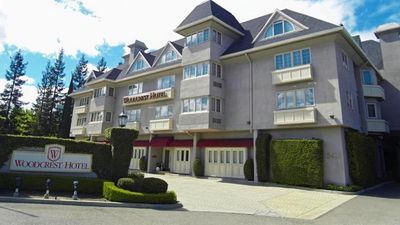Woodcrest Hotel