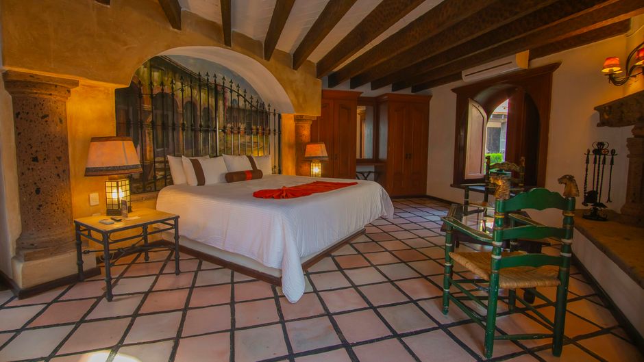 Hotel Mision San Gil Suite