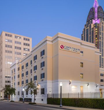 Candlewood Suites Mobile Downtown