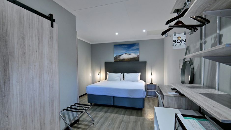 BON Hotel Rustenburg Room