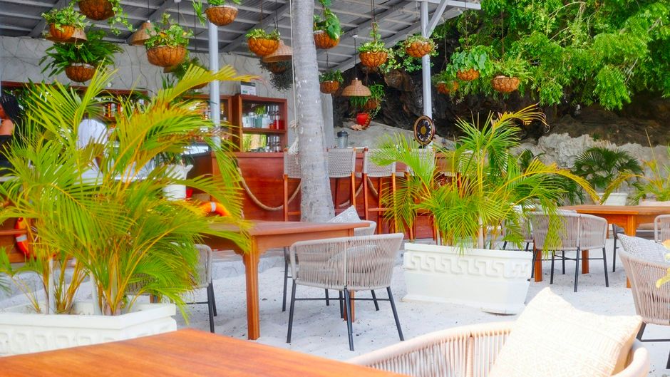 PrideInn Flamingo Beach Resort & Spa Restaurant