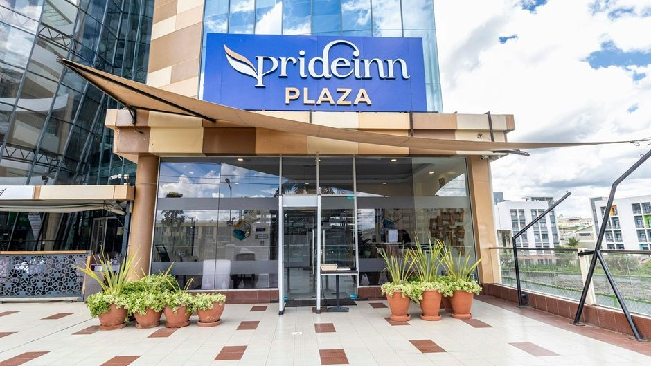 PrideInn Plaza Hotel & Conference Center Exterior