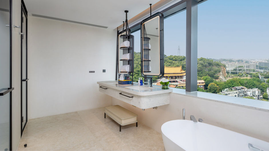 voco SM City Room