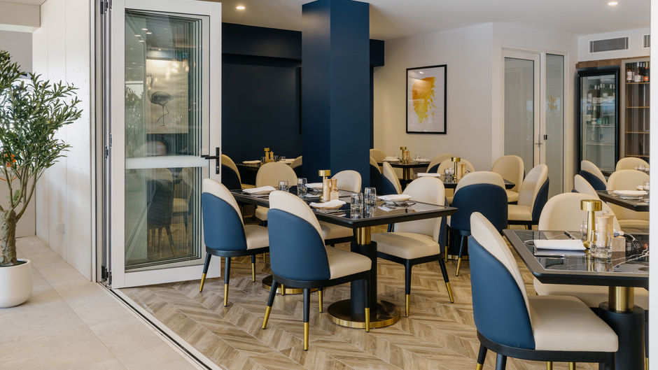 voco Darwin Suites Restaurant