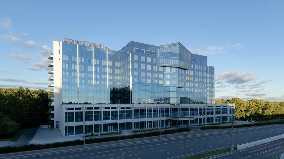 DoubleTree by Hilton Moscow Vnukovo Arpt Exterior