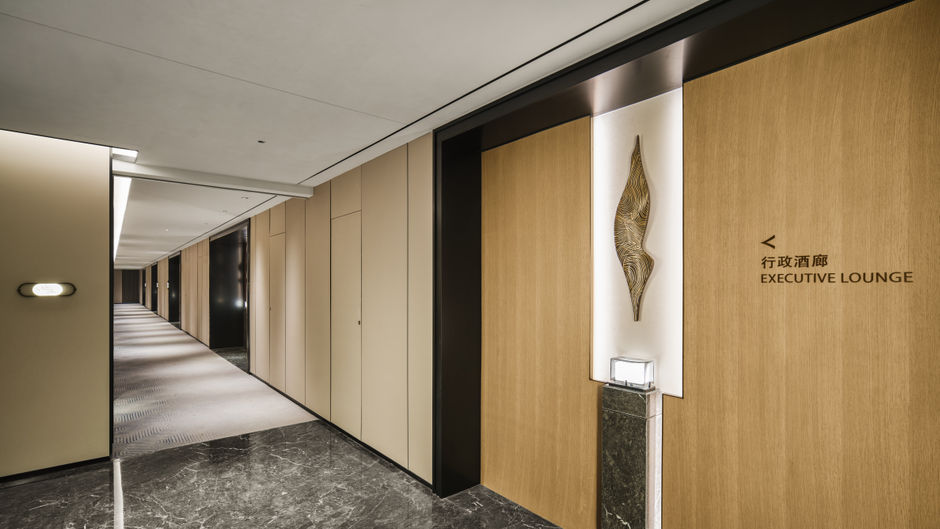 Crowne Plaza Shaoxing Binhai New Area Lobby