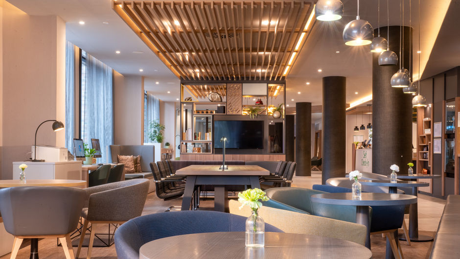Holiday Inn Berliner Tor Exterior