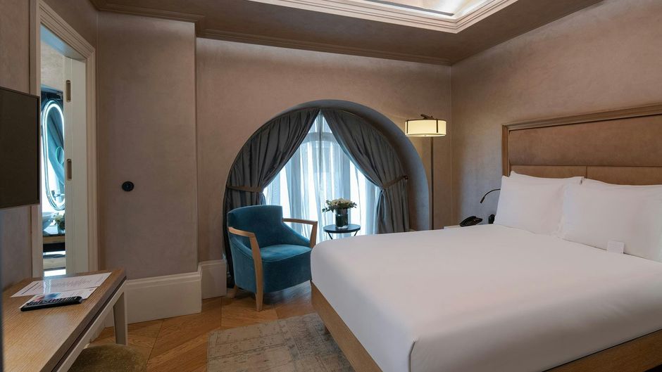 10 Karakoy Istanbul Room
