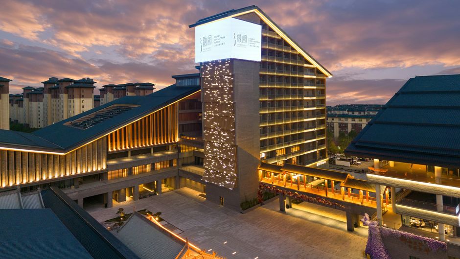 The Reserve Hotel Luoyang Exterior