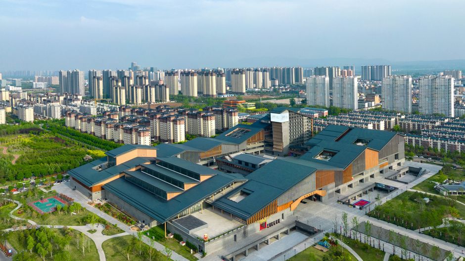The Reserve Hotel Luoyang Exterior