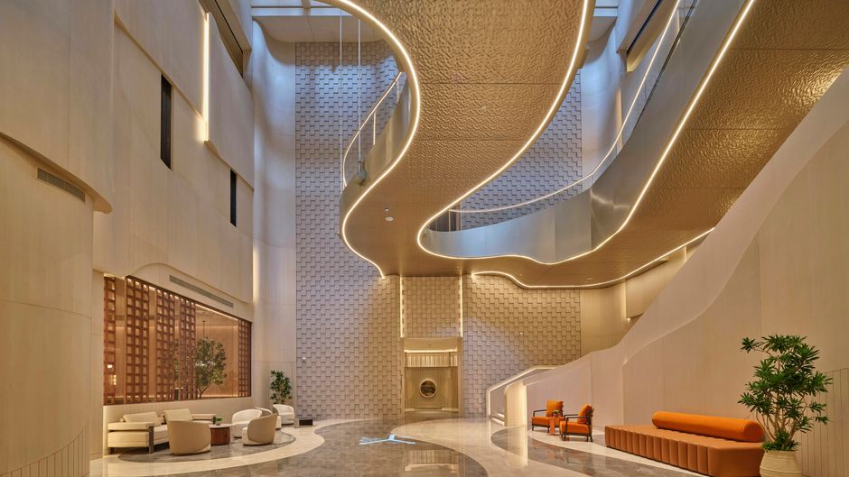 The Reserve Hotel Luoyang Lobby
