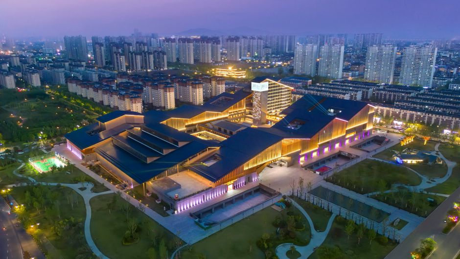 The Reserve Hotel Luoyang Exterior