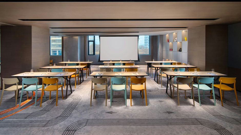 Moxy Xi'an Beilin Meeting