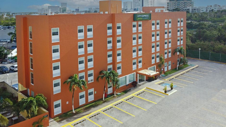 City Express Junior by Marriott Cancun Exterior