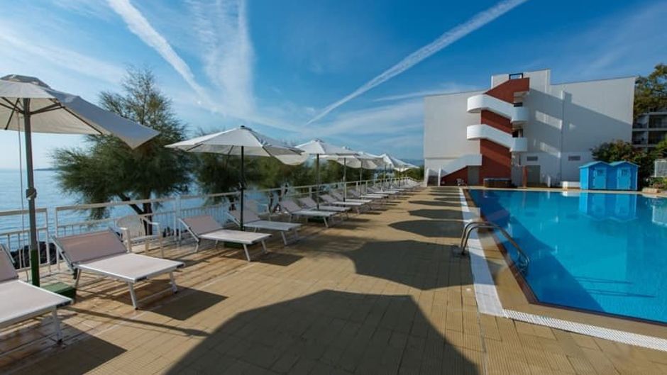 Splendid Hotel La Torre Pool